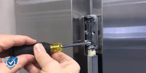 replacing-new-hinge-commercial-reach-in-cooler